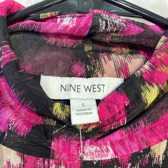NWT Nine West Womens Print Pink Black Colorful Lined Sheer Blouse Turtleneck Sm - Picture 3 of 12